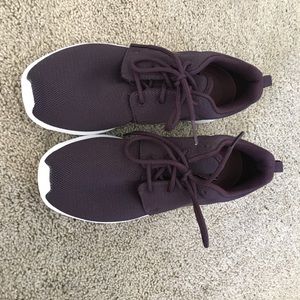 Purple Nike Roshes